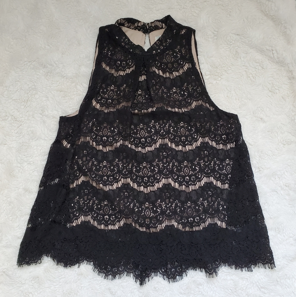 NWOT love, Fire Mock Neck Lace Top Size XS - Picture 3 of 7